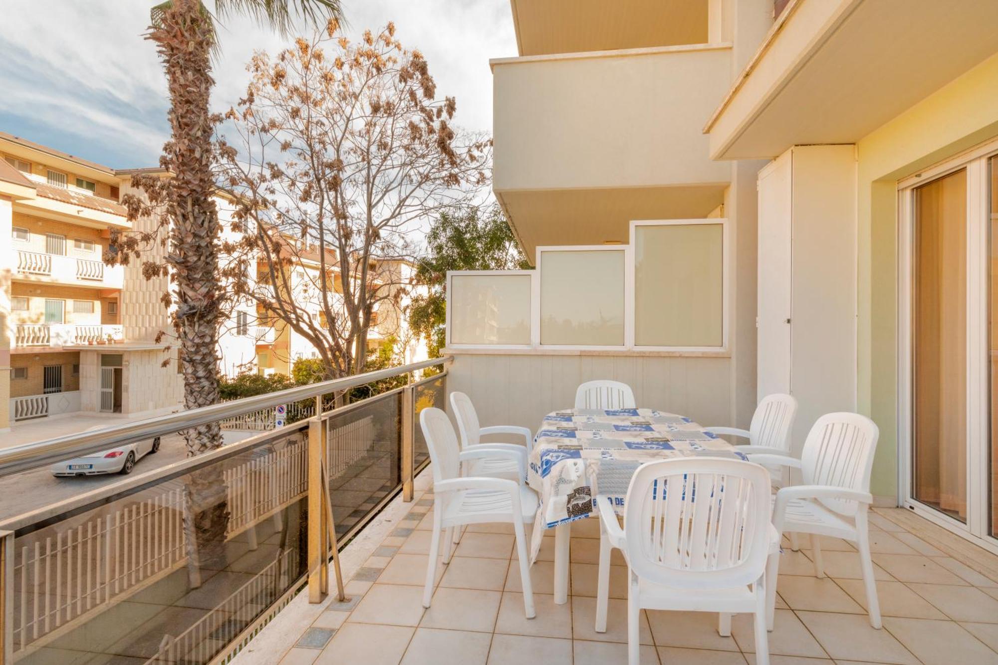 Residence Brezza Di Mare San Benedetto del Tronto Exterior foto
