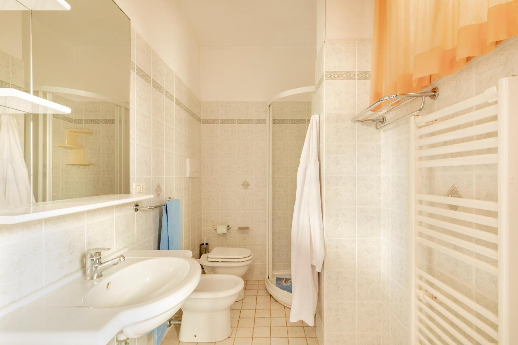 Residence Brezza Di Mare San Benedetto del Tronto Exterior foto